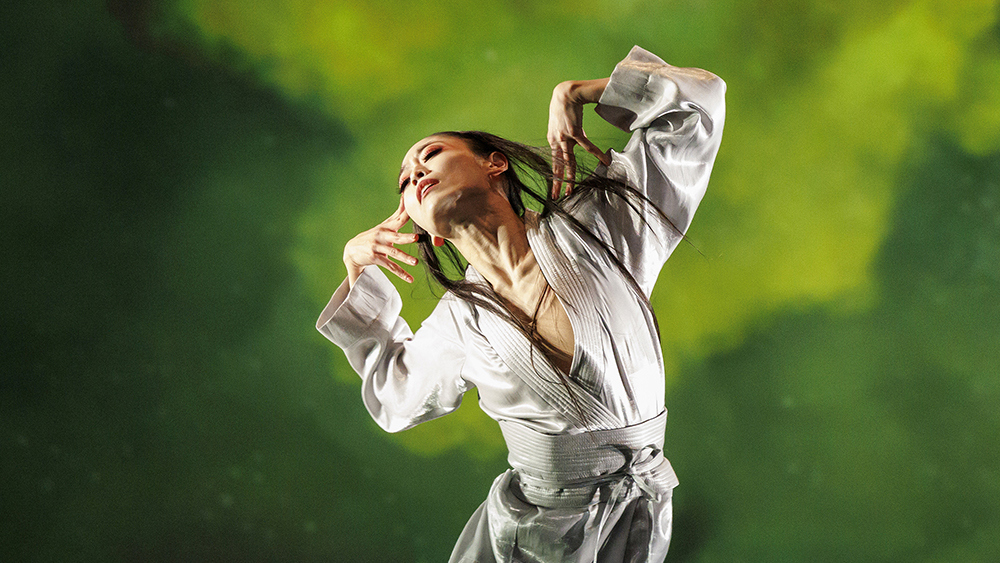 Koto Ishihara in MADDADDAM. Photo by Bruce Zinger.